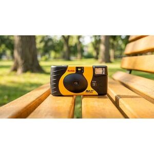 Kodak Max Flash Single Use Disposable Camera 800 Speed Film Expired 2005 9 Pics